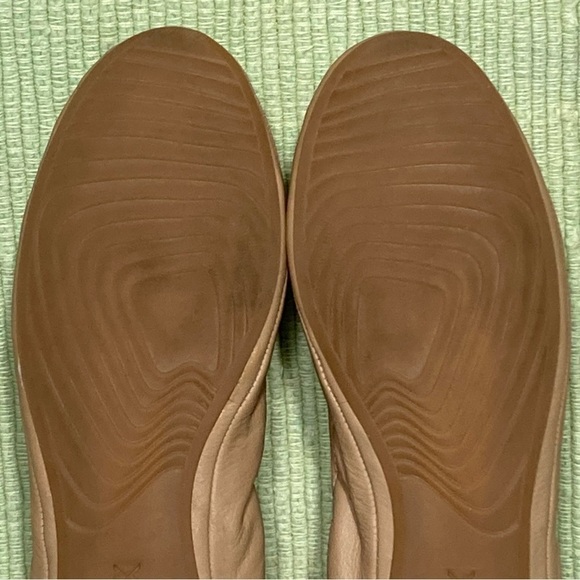Eureka! Women's Audrey GoPro Tan Leather Bendable Ballet Flats Shoes Size US 9M - Picture 9 of 11
